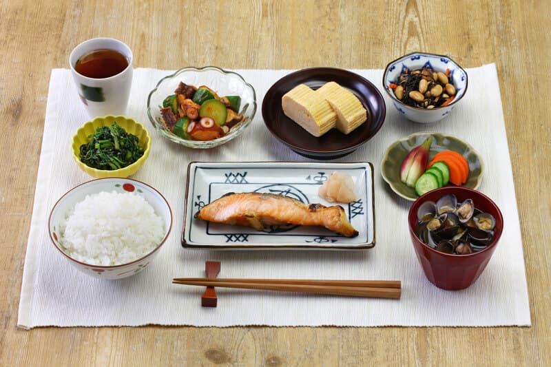 豪華な食事の写真です